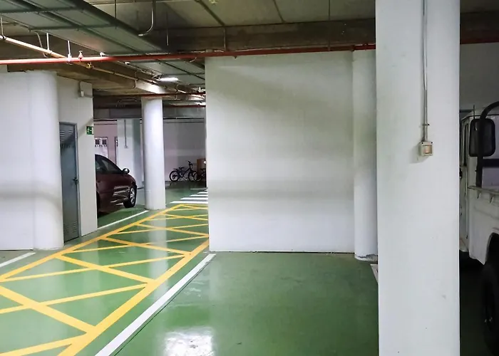 Appartement Alcavista - Garage, Ac, 350m To Ocean, Tv Channels, Sunsets And La Gomera View From Balcony Alcalá la Real