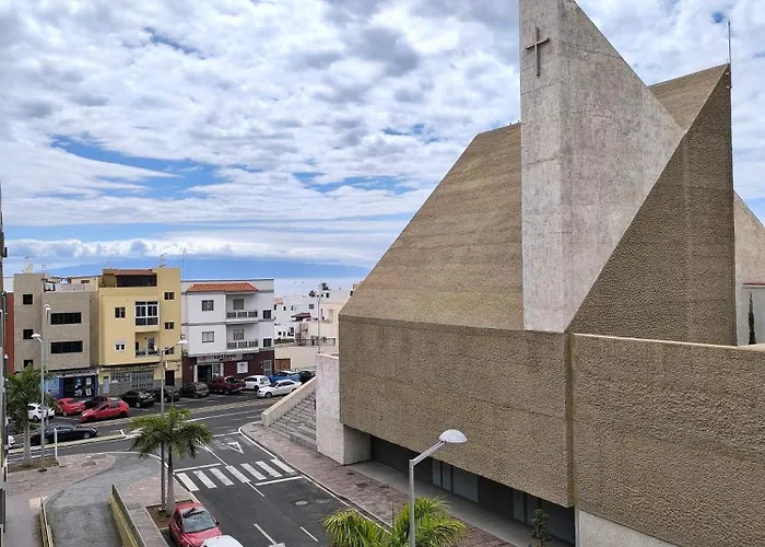 Alcavista - Garage, Ac, 350m To Ocean, Tv Channels, Sunsets And La Gomera View From Balcony Alcalá la Real
