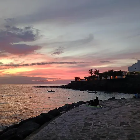 Alcavista - Garage, Ac, 350m To Ocean, Tv Channels, Sunsets And La Gomera View From Balcony Lejlighed